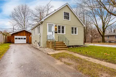 61 Gladstone Avenue, London South, On N5z 3r4