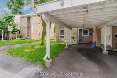65 Glamis Road 58, Cambridge, On N1r 6w4