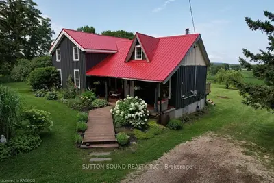 Detached in Meaford