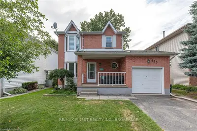 833 Larchwood Crescent, Kingston, On K7p 2p8