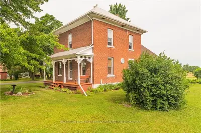 62 WARBURTON Road, Front of Leeds & Seeleys Bay, ON K0E 1L0