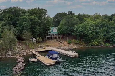 611 Big Stave Island, Frontenac Islands, On, K0e 1l0