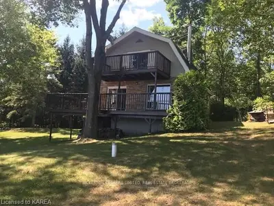 808 Pike Bay Lane, Leeds And The Thousand Islands, On K0h 2n0