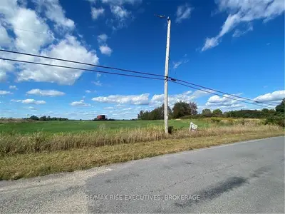 2518 Isle Of Man Road, Kingston, On K7l 4v3