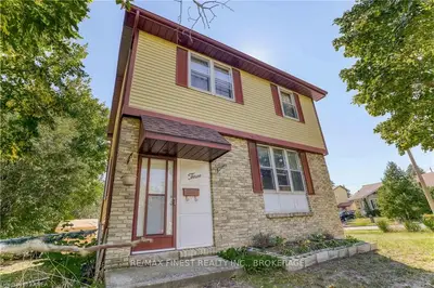 3 Foster Street, Kingston, ON K7M 6L2