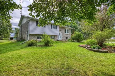 1390 Eden Grove Road, Front Of Leeds & Seeleys Bay, On K0e 1l0