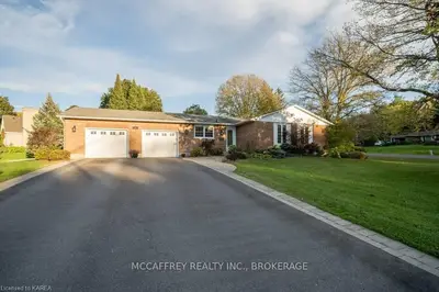 14 Campbell Crescent, Greater Napanee, On K7r 3g5