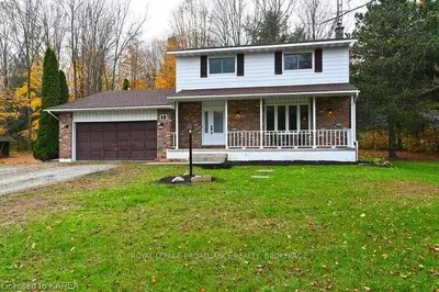 10 County Road 5, Front Of Yonge, On, K0e 1r0