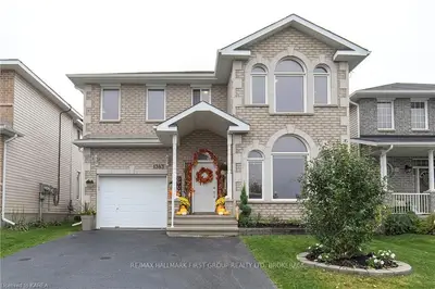 1383 Crossfield Avenue, Kingston, On K7p 0e7