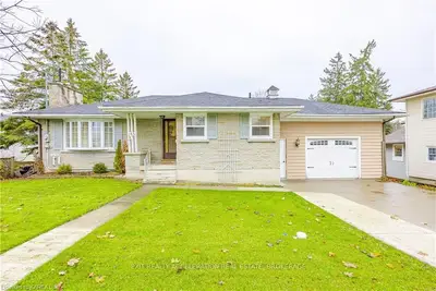 185 Dundas Street W, Greater Napanee, On K7r 2a5