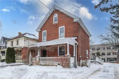 43 Ellerbeck Street, Kingston, On K7l 4h5