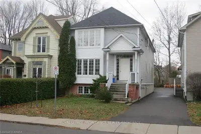 76 PEMBROKE Street, Kingston, ON K7L 4N7