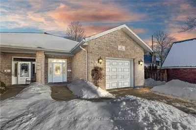 27 Victoria Avenue, Gananoque, On K7g 2r9