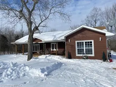 631 Lake Street, Rideau Lakes, On K0e 1g0