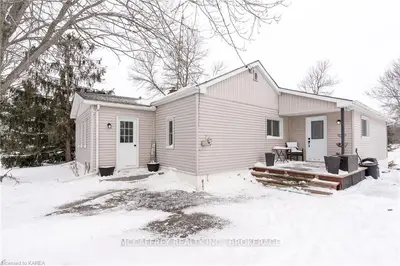 4962 County Road 8, Greater Napanee, On, K7r 3k7