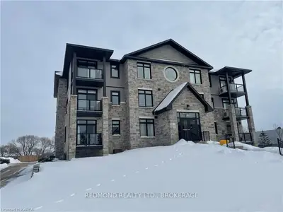 1109 Millwood Avenue 301, Brockville, On K6v 0c7