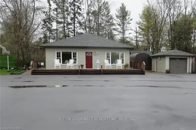 3438 Princess Street, Kingston, On K7p 3a6