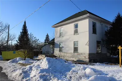 454 Thomas Street, Deseronto, On K0k 1x0