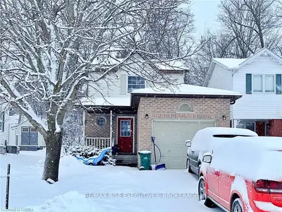 279 Grandtrunk Avenue E, Kingston, On K7m 8p2