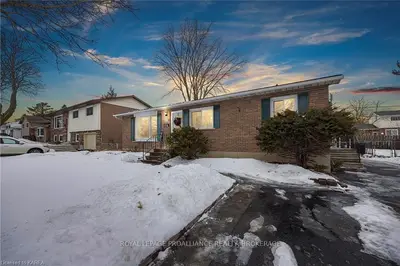 662 Sussex Boulevard, Kingston, On K7m 5a8