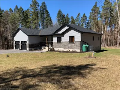 3145 County Road 9 Road S, Greater Napanee, On K7r 3k8