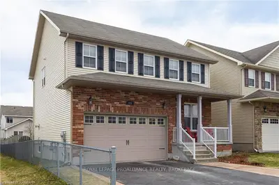 221 ROSE ABBEY Drive, Kingston, ON K7K 0A2