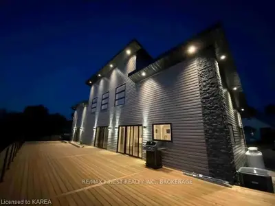 124 Ridley Street, Prince Edward County, On K8n 4z1