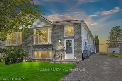 363 Kingsdale Avenue, Kingston, On K7m 7z1