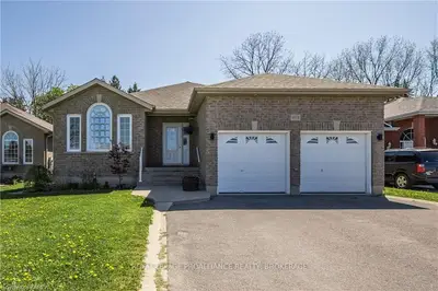 Detached in Kingston
