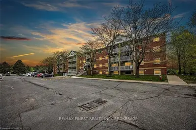 316 Kingsdale Avenue 204, Kingston, On K7m 8s2