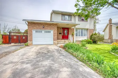 7 NEWCOURT Place, Kingston, ON K7M 6Y1