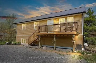 1033 Moscow Road, Stone Mills, On K0k 3n0