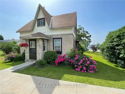 390 MAIN Street, Deseronto, ON K0K 1X0