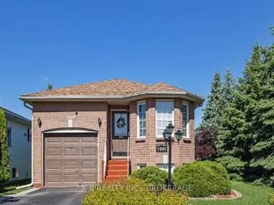 1309 Thornwood Crescent, Kingston, On K7p 3b4