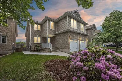 972 Swanfield Street, Kingston, On K7m 0a6