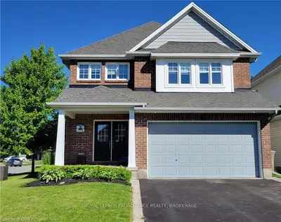1268 Greenwood Park Drive, Kingston, On K7k 0e2
