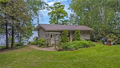 117 SOUTH SHORE PERCH COVE Lane, Greater Napanee, ON K7R 3K7
