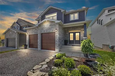 1379 Woodfield Crescent, Kingston, On K7p 0t4