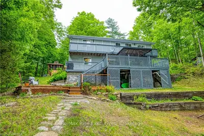 105 Lilac Lane, Leeds And The Thousand Islands, On K0h 2n0