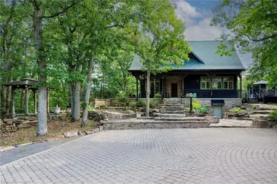 145 Tumbledown Road, Front Of Leeds & Seeleys Bay, On K0e 1l0