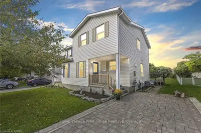 36 Clifford Street, Loyalist, On K7n 1y6