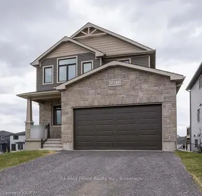 1377 Woodfield Crescent, Kingston, On K7p 0t4