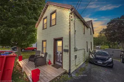 570 N Stone Street N, Gananoque, On K7g 1z2