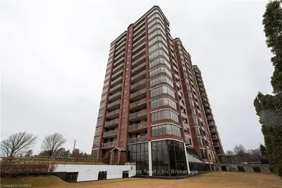 1000 King Street W 306, Kingston, On K7m 8h3