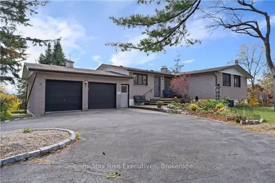 102 Kinogama Avenue, Kingston, On K7l 4v1
