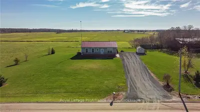 31 Taylor Road E, Front Of Leeds & Seeleys Bay, On K7g 2v3