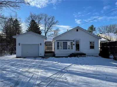 70 Osborne Street, Gananoque, On K7g 2n3
