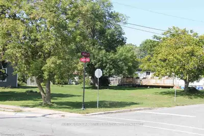 151 Main Street, Deseronto, On K0k 1k0