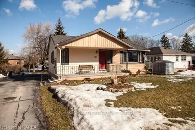 44 Evelyn Street, Kingston, On K0m 4r9