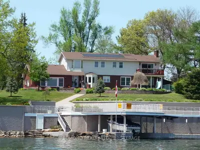 14 Jackstraw Lane, Front Of Leeds & Seeleys Bay, On K7g 2v4